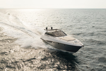 Motor yacht, rio yacht, fast yacht, italy