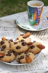 Shortcakes with chocolate chips and nuts