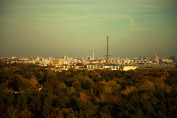 Berlin Skyline im Abendlicht