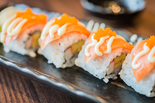 Salmon sushi roll maki