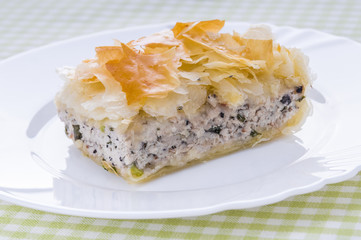 Chicken pie of filo dough