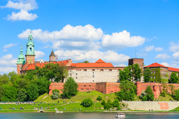 Fototapeta na wymiar Beautiful Wawel Royal Castle on sunny day in Krakow, Poland