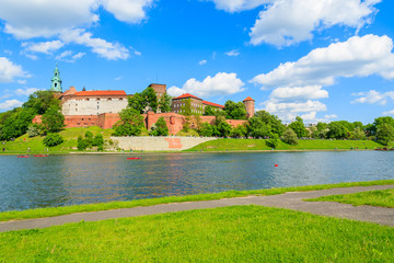 Fototapeta premium Beautiful Wawel Royal Castle on sunny day in Krakow, Poland