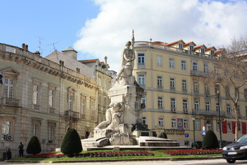 Fototapeta na wymiar Statue commémorative, Avenida Liberdade, Lisbonne