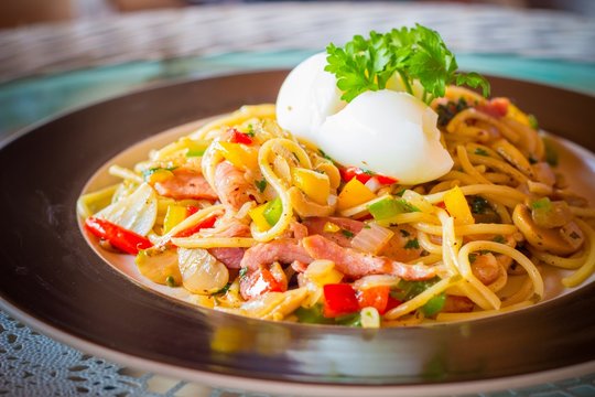 "Kee mao" Spaghetti, thai style spaghetti