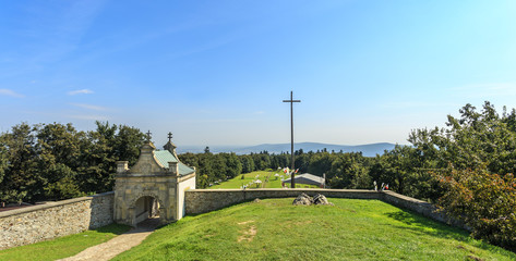 Brama wschodnia do klasztoru, Święty Krzyż,Góry Świętokrzyskie