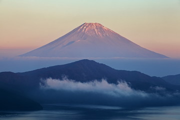 Lake ashi and Mountain Fuji at Hakone, Japan