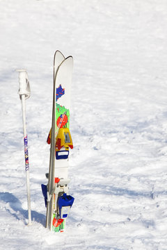 Skiing equipment