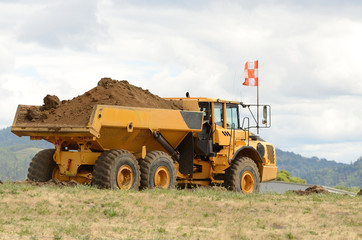 Dump Tractor
