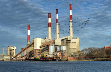 Obraz premium Ravenswood Generating Station, New York