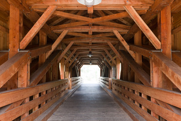Holzbr&uuml;cke
