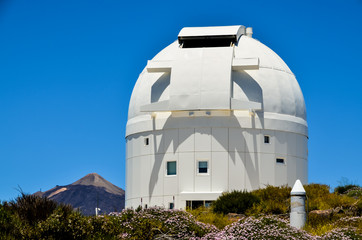 Telescopes of the Teide Astronomical Observatory