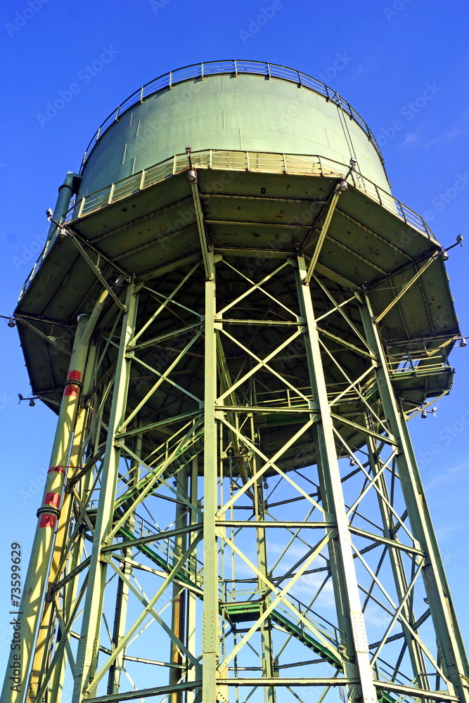 Sticker Wasserturm in DUISBURG-HOCHFELD am Rheinufer