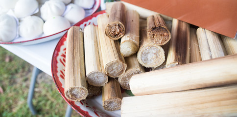 glutinous rice roasted in bamboo joints