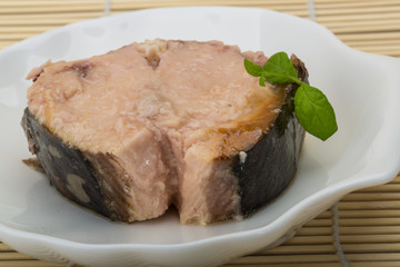 Canned tuna