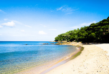 Fototapeta premium Heavenly Blue Sunny Beach