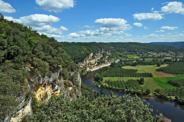 La valle della Dordogna a la Roque Gageac