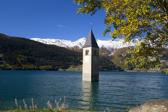 Kirchturm am Reschensee