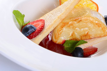 fried camembert with berry sauce