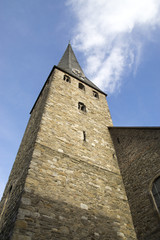 Fototapeta na wymiar Kirche Sankt Georg in Hattingen, NRW, Deutschland