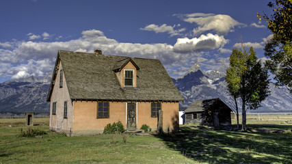 Fototapeta na wymiar Farmhouse abandon in Wyoming