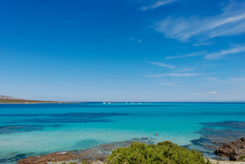 Fototapeta na wymiar Sardegna, spiagge e natura in bicicletta