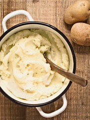 pot of rustic mash potato