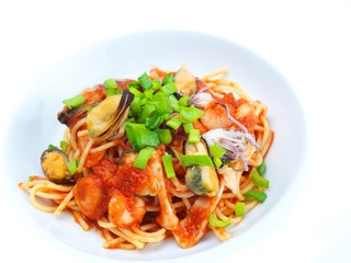 Pasta with shrimps, herbs and mashrooms