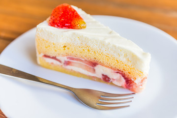 Strawberry cream cakes