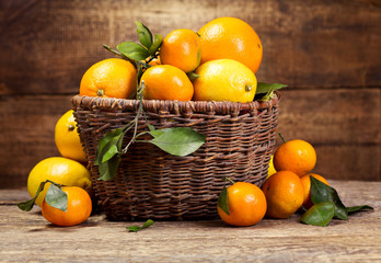 Fototapeta na wymiar fresh fruits in wicker basket
