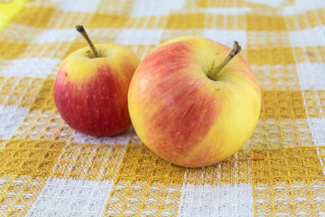 Red apple