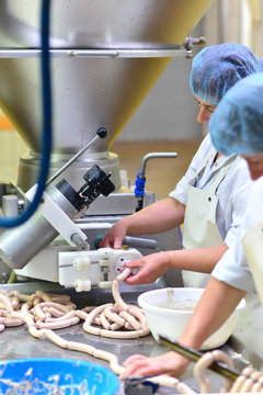 Wurstherstellung // Food Industry Sausage Production