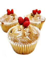 muffin cakes with wild strawberry berries