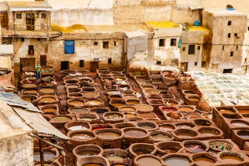 Foto op Plexiglas Leerbewerking in Fes, Marokko © John Hofboer