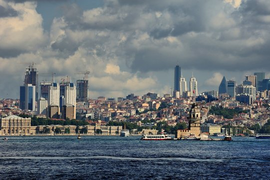 Bosphorus - Maiden's or Lenadre Tower-Istanbul