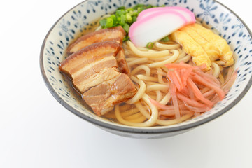 沖縄料理の沖縄そば