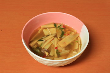spicy bamboo shoot soup