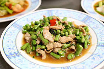 Puff vegetables beans with pork .
