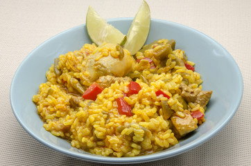 Arroz con carne y verdura