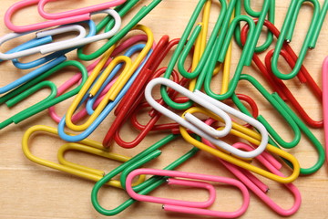 color paper clips