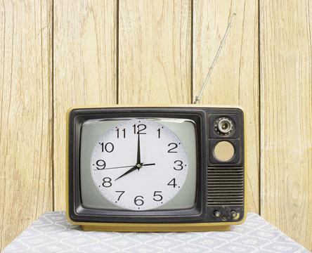 clock on Vintage TV