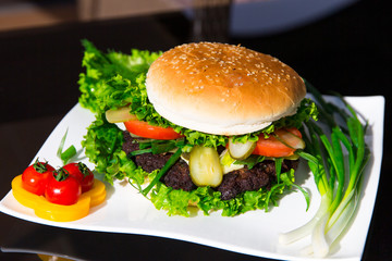 Selbstgemachter Burger