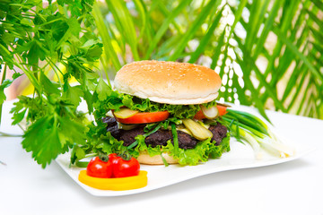 Selbstgemachter Burger
