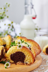 Marble cake and milk