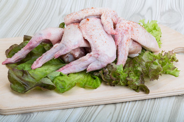 Raw chicken wings