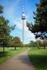 Obraz premium The Danube Tower, Vienna