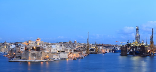 Old Valletta in dusk