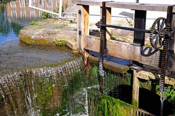 Cromford Mill sluice gate © Arena Photo UK