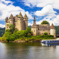 Obraz premium castle on lake - Chateau de Val, France