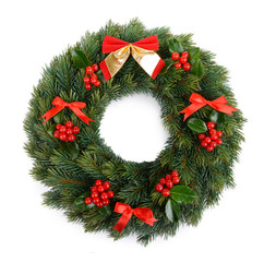 Fototapeta na wymiar Christmas decorative wreath with leafs of mistletoe isolated